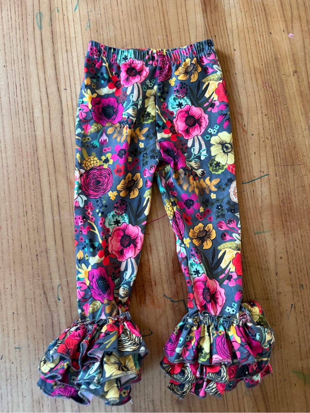 Girls Floral Ruffle Leggings - Multicolor